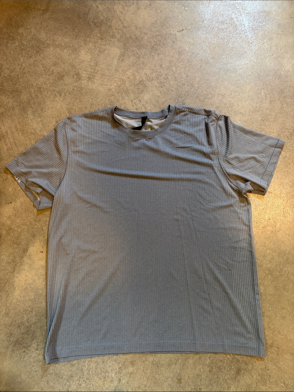 Lululemon Men’s Vent Metal Tech Short Sleeve Shirt - Picture 2 of 7